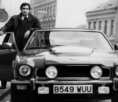 james bond with aston martin